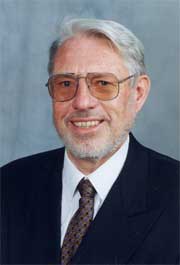 Hon Dr Klaus Dierks